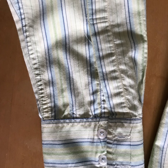 Guess Jeans button down - Picture 6 of 7